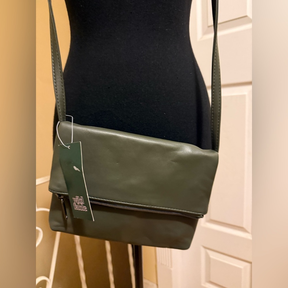 Wild Fable Black Belt Bag - Picture 2 of 2